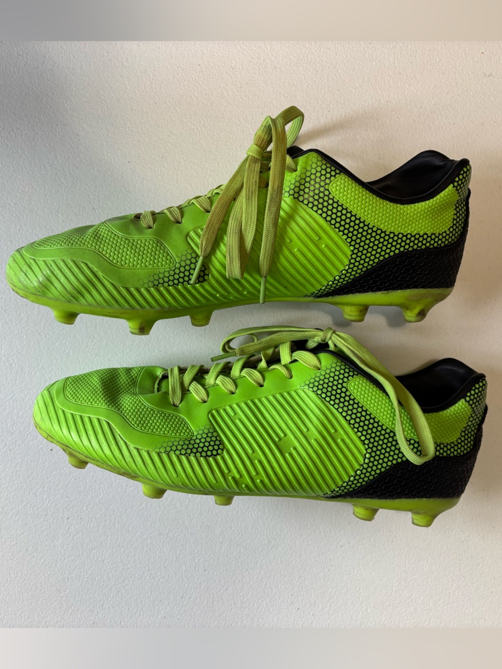 Dream Pairs Neon Green Men's Athletic cleats